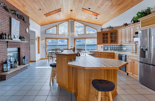 Geneva House | Sunrise Splendor: Spacious Seneca Lake Home
