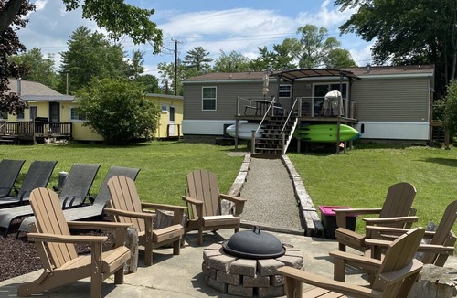 Bradford Cottage | Sunrise, Sunset, Relax, Repeat Lamoka Cove