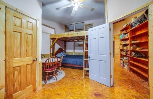 Elkhart Apartment | Sunrise & Sunset Views: Rural Elkhart Studio!