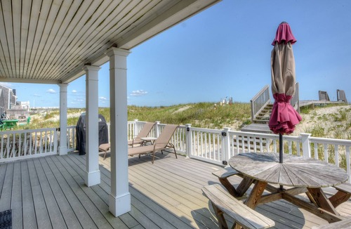 East Sandwich House | Sunrise & Surf: Oceanfront Cape Cod Home
