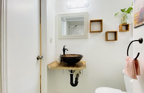 Woodbine Gardens Bed & Breakfast | Sunrise Tree Guest House