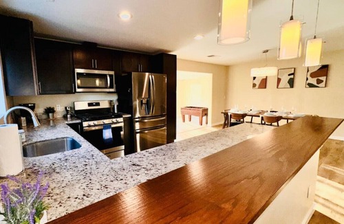 Rocklin House | Sunrise View Vacation Home
