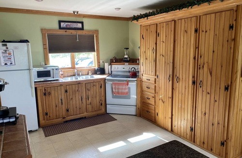 Fort Kent Mills Cottage | Sunrise Villa