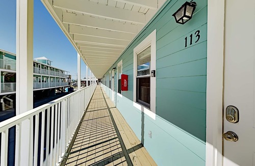 Gulf Shores Condo | Sunrise Village #113 | Pool, Beach ACcess!