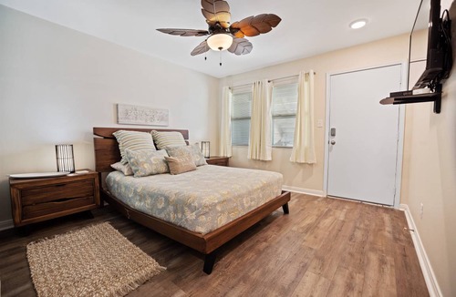 Port Aransas Condo | Sunrise Villas 107- Pool & Boardwalk to the beach
