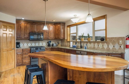 Angel Fire House | Sunrise Vista Villa | Hot Tub | Big Mountain Views