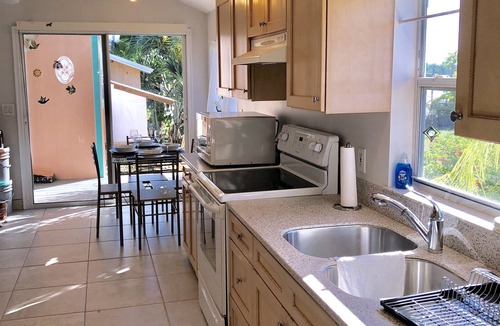 Naples Apartment | Sunrise Waterfront Cottage