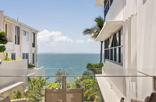 Scarborough Apartment | Sunrises and Sandy Toes