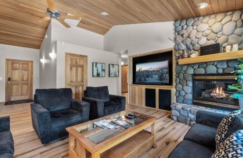 Deer Park House | Sunriver Maury Retreat