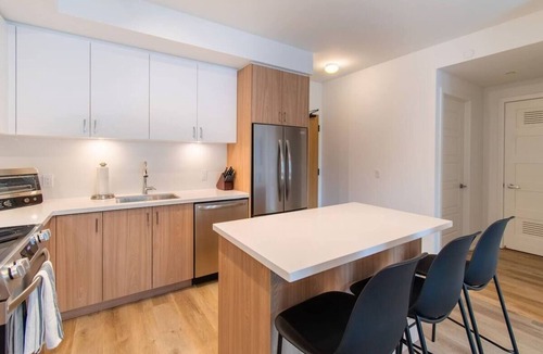 Innisfil Condo | SUNSEEKER at FRIDAY HARBOUR RESORT