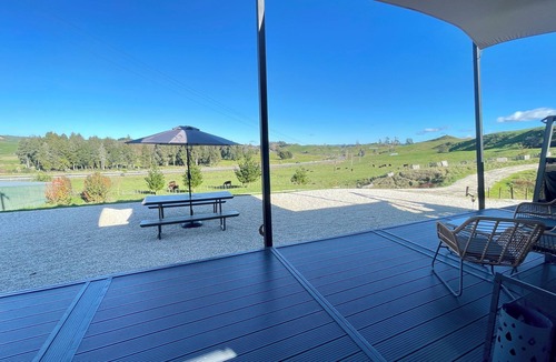 Hangatiki House | Sunset, 2 Bed W/outdoor Bath