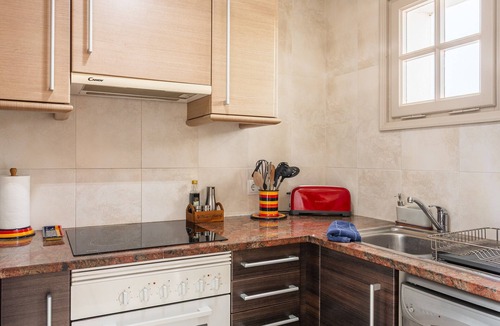 Sant Antoni de Calonge Apartment | Sunset Apartment on the Paseo de Mar in Front of the Beach with Wi-Fi