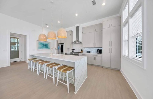 Fort Walton Beach House | Sunset A-Gulf Front 🌊Private Home with 🏊 pool/hot tub/Pet Friendly🐶