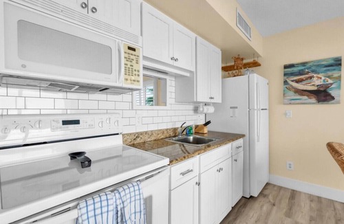Longboat Key Apartment | Sunset and beach view from your balcony Unit 501