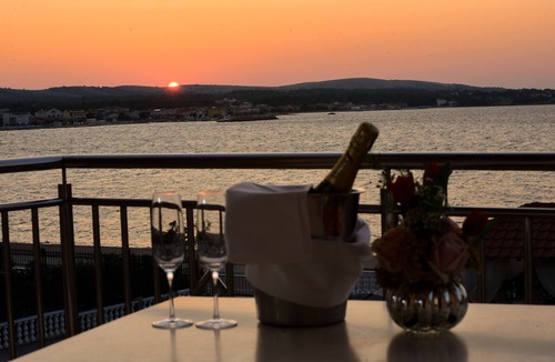 Vir Apartment | Sunset Apartments