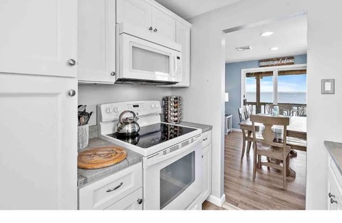 North Beach Haven House | Sunset Bay LBI upper unit