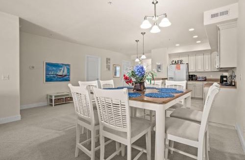 Chincoteague House | Sunset Bay Villa 312 - Waterfront & includes a boat slip!