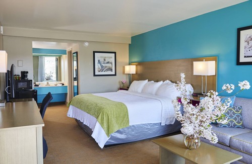 Cape Charles Hotel | Sunset Beach Resort