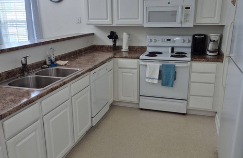 Sunset Beach Condo | Sunset Beach Retreat 3BR/2BA Condo in Sandpiper Bay Golf Community