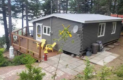 Hardings Point Cottage | Sunset Bend Waterfront cottage