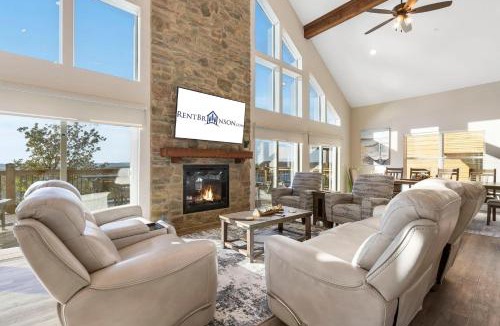 Kimberling City House | Sunset Bluff at Table Rock Lake