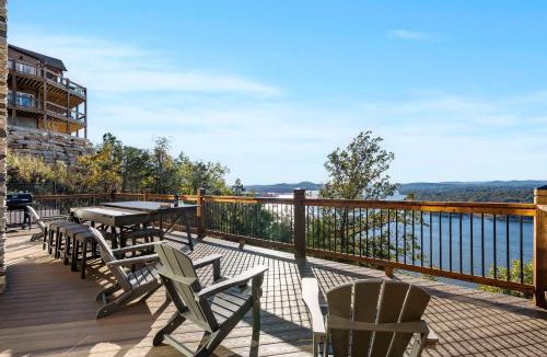 Kimberling City House | Sunset Bluff at Table Rock Lake