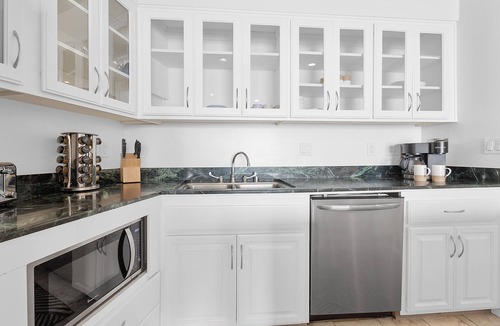 Ocean Beach Condo | Sunset Cliffs Dream - Ocean Front Luxury Condo