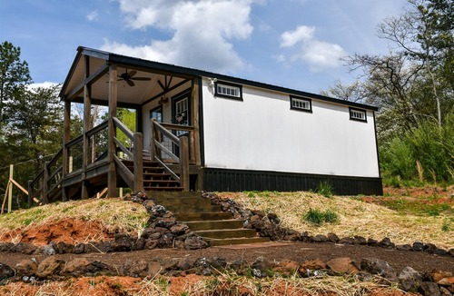 Ducktown Cabin | Sunset Cottage | 1 Bed, 1 Bath | Pet Friendly | Firepit