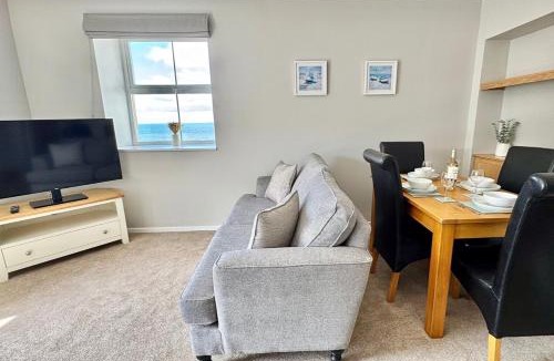 Llanddulas House | Sunset Cottage