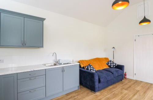 Towcester House | Sunset Cottage