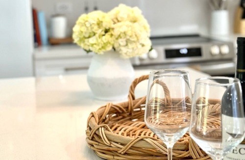 Seven Acres House | Sunset Cottage with Dockage!
