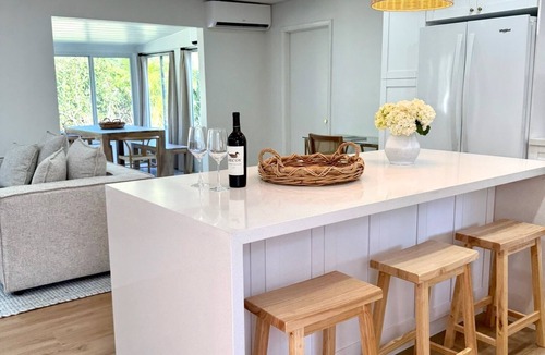 Seven Acres House | Sunset Cottage with Dockage!