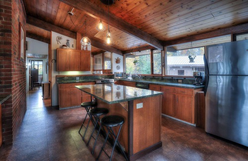 Rangeley House | Sunset Cove | Dock, Canoes, Games & Fire Pit