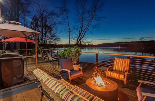 Galway House | Sunset Cove