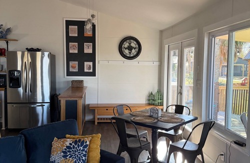 Georgetown Cabin | Sunset Cove