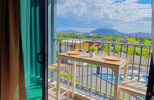 Kampung Masjid Timah Apartment | Sunset Cozy Home @PRAI