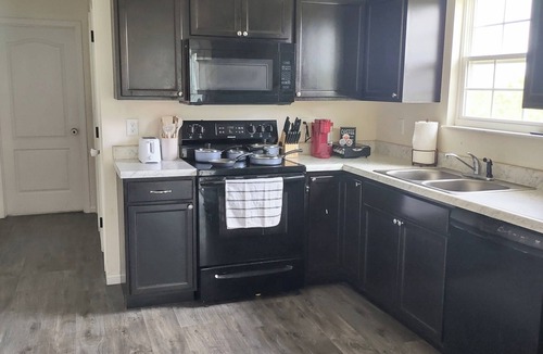 Independence House | Sunset Family Point