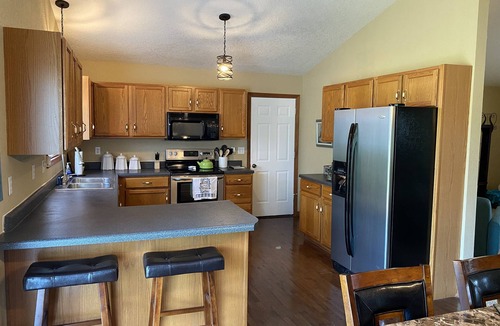 Lebanon House | Sunset Getaway