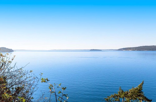 Camano Island House | Sunset Getaway