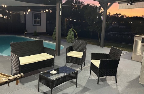 Timberlane Woodlake House | 🌅 Sunset Haven - Beautiful Lakefront Home with Private Pool