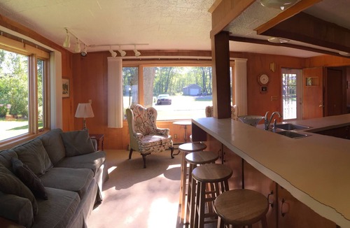 Blossvale House | Sunset Haven Lakefront Home - Convenient To Sylvan Beach Yet Private