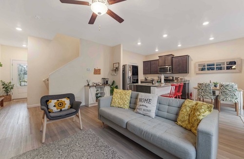 Carver House | Sunset Haven on Richey Rd #42105