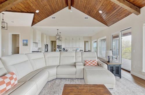 Point Venture House | Sunset Hideaway