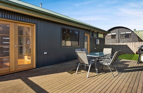 Sunset Strip House | Sunset Holiday Retreat