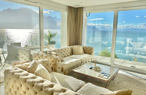 Veytaux Apartment | Sunset Home, Luxury Lake Front Apartment