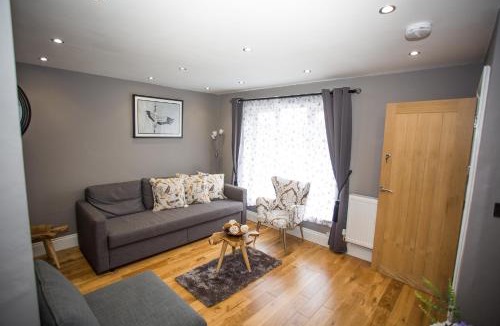 Thamesmead Apartment | Sunset Homes