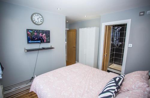 Thamesmead Apartment | Sunset Homes