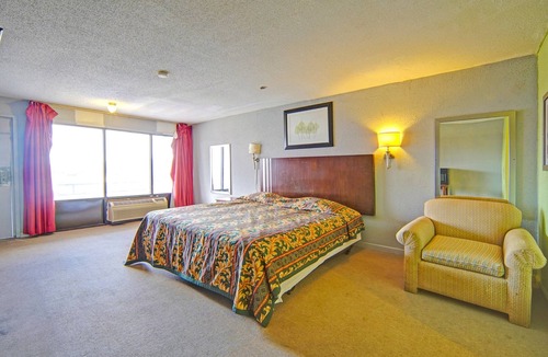 Flatonia Hotel | Sunset Inn Flatonia I 10 by Hotel O