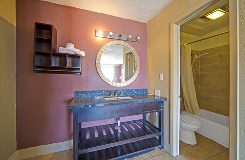 Flatonia Hotel | Sunset Inn Flatonia I 10 by Hotel O