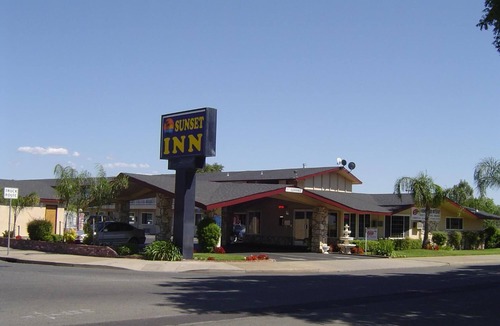 Oroville Hotel | Sunset Inn Lake Oroville